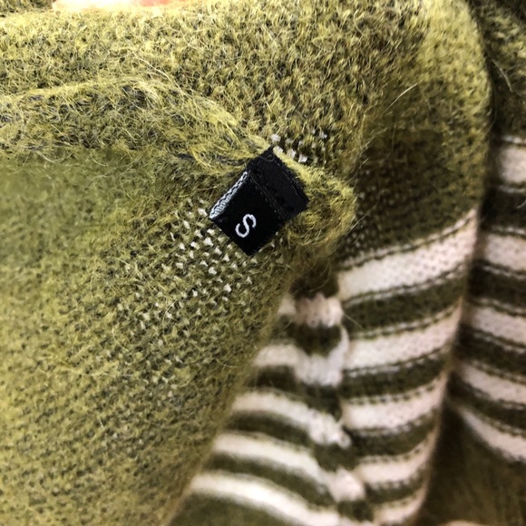 Beautiful Stories Sz S olive Tunic Sweater NWOT - Picture 5 of 6